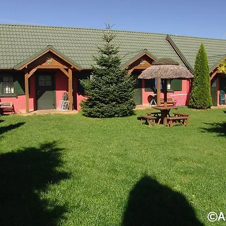 بيت خشبي Bungalowy Marina