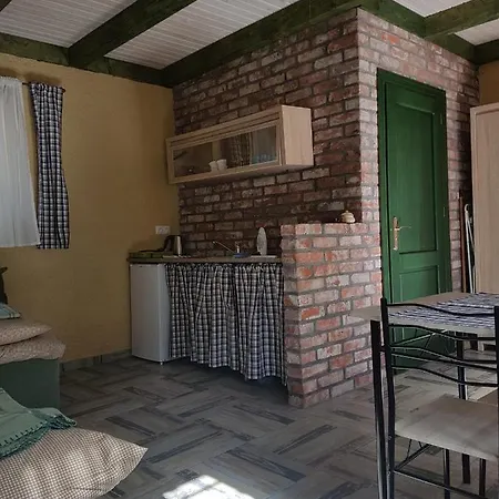 Деревянный коттедж Bungalowy Marina Ярославец